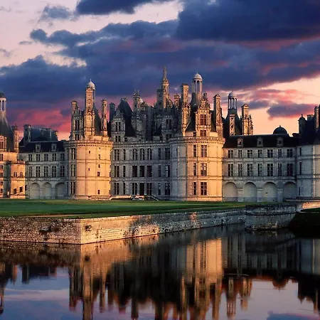 Luxury Next To Eiffel Tower In The Center Of Paris